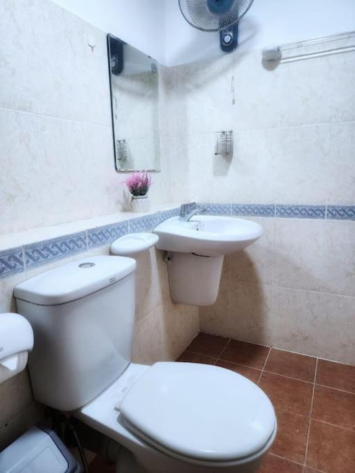 Ho Quan 1, Ho Chi Minh, 2 Phong Ngu TP. Hồ Chí Minh